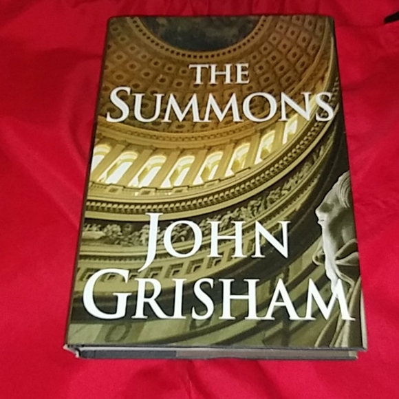 2 John Grisham Books The Testament and The Summons - Picture 4 of 6
